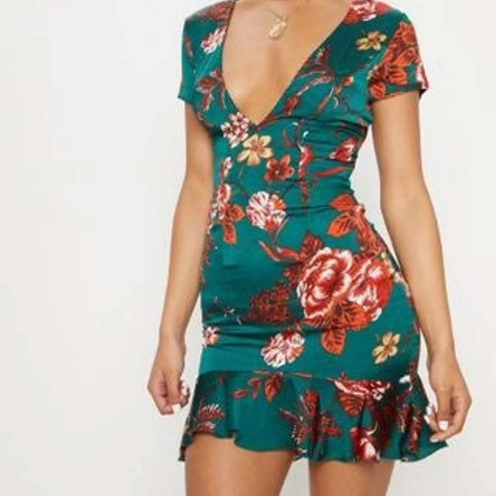 ❗️❗️❗️SOLD ❗️❗️pretty little thing